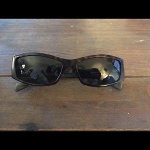 GUCCI Tortoiseshell Sunglasses